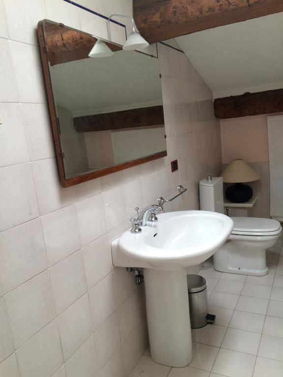 Bed And Breakfast Villa Franca Villafranca di Verona Exteriör bild