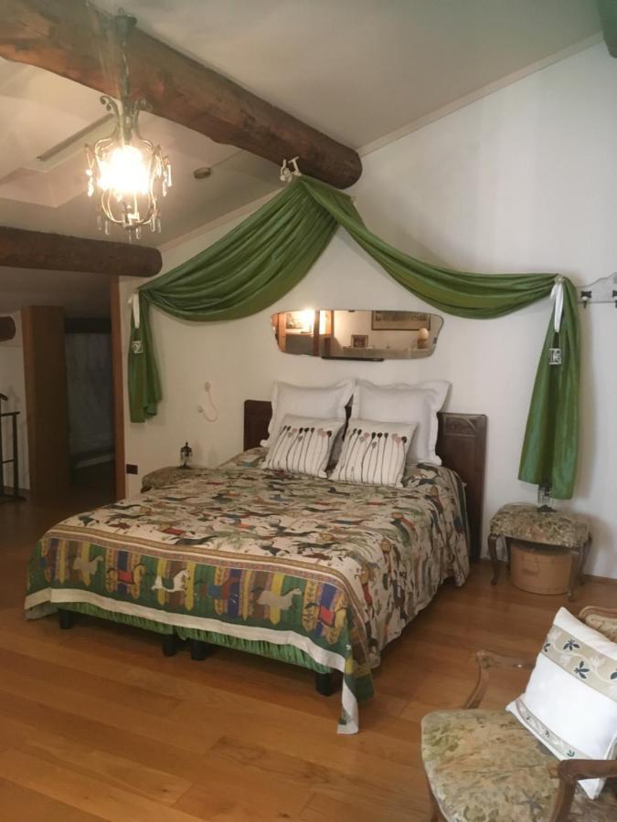 Bed And Breakfast Villa Franca Villafranca di Verona Exteriör bild